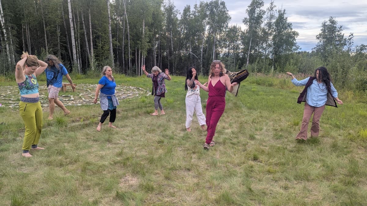 Group dancing labyrinth